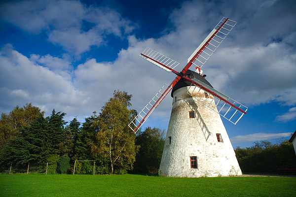 Holländer Windmühle, Kirkemøllen, Pedersker, Bornholm, Dänemark, Europa